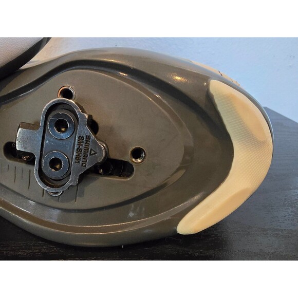 Specialized cycling shoes size 40 with Shimano clips - Picture 8 of 12